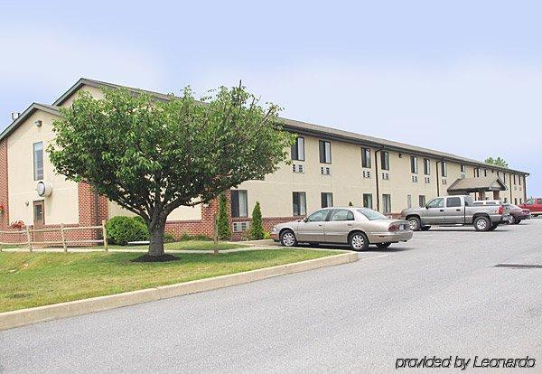 Eastbrook Inn Ronks Exterior foto